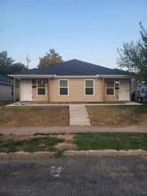 Building Photo - 1413-1415 S Byers Ave