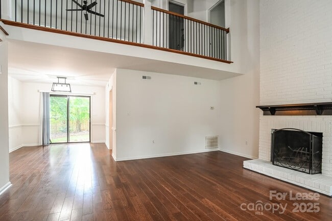 Building Photo - 8506 Ducksbill Dr