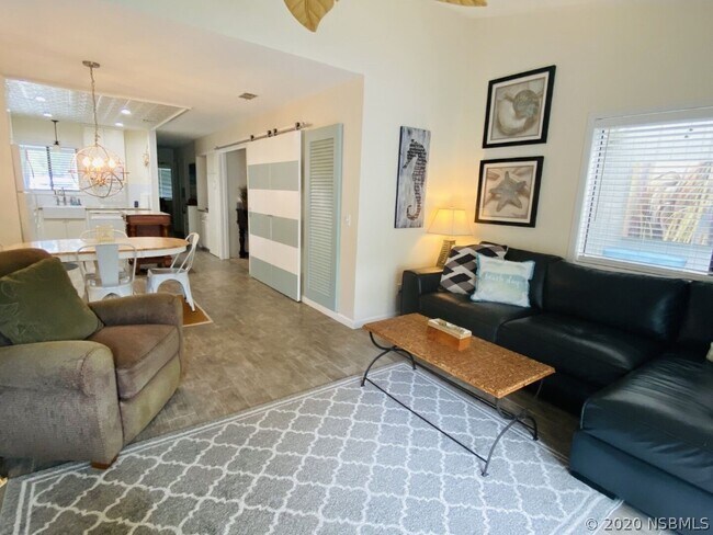 Building Photo - 4285 Sea Mist Dr
