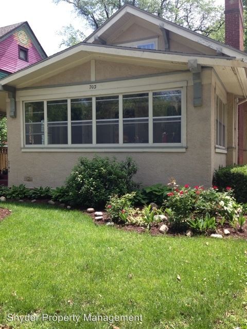 Primary Photo - 4 br, 2 bath House - 703 W. Springfield