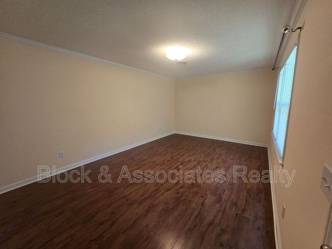 Building Photo - 2969 Tall Cedar Ln
