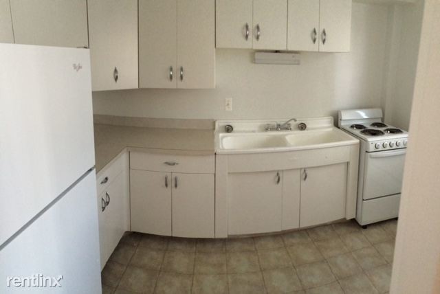 Building Photo - 2708 Senate Dr