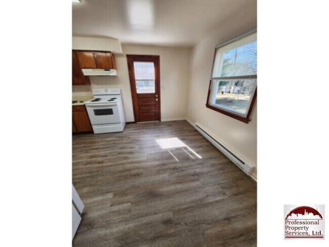 Foto del edificio - Country Living Near Commuter Routes