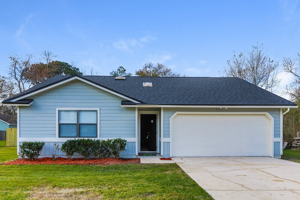 Primary Photo - 1782 Farm Way
