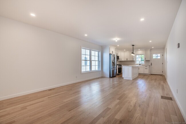 Foto del edificio - 330 Pleasantview Ave