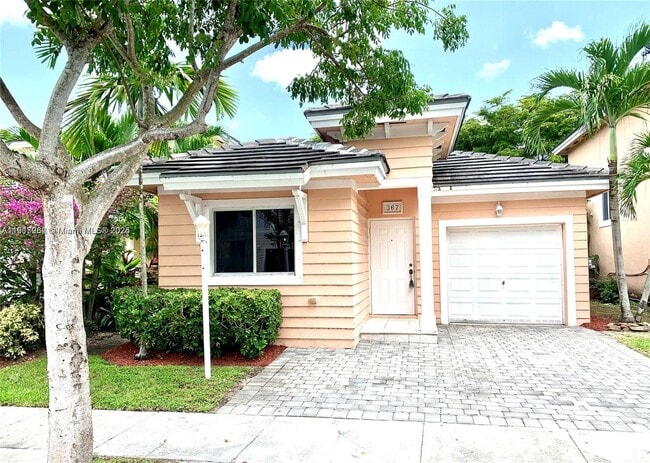 Foto del edificio - 367 NE 35th Ave