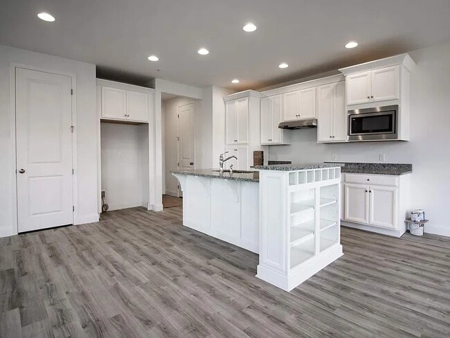 Building Photo - 1437 Cassie Wy