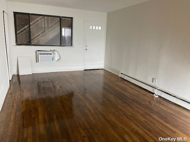 Foto del edificio - 8 Island Pkwy