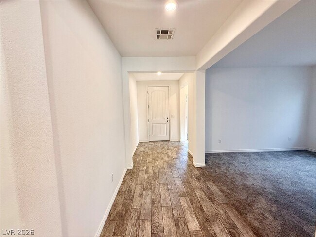 Foto del edificio - 5190 Lignum Ave