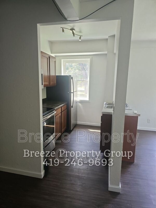 Building Photo - 2356 Torrey Hill Dr