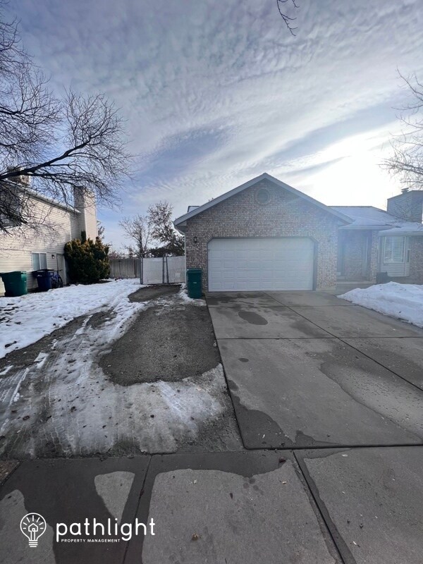 Primary Photo - 2815 W 1100 N, Layton, UT, 84041