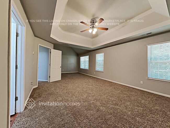 Foto del edificio - 8508 Ridgeline Ln