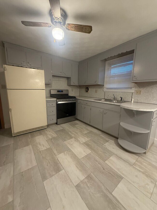 Foto del edificio - 250 Oakland Ave