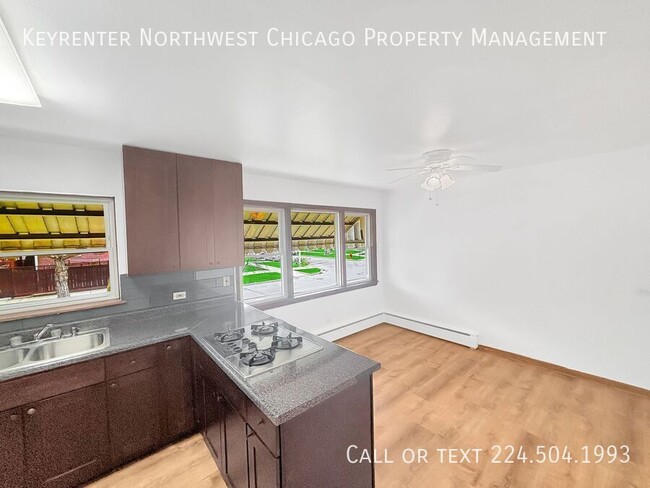 Building Photo - 2701 N 74th Ct