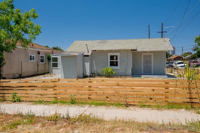 Building Photo - 2743 L St