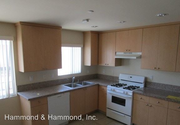 Foto del edificio - 14823 Sylvan St