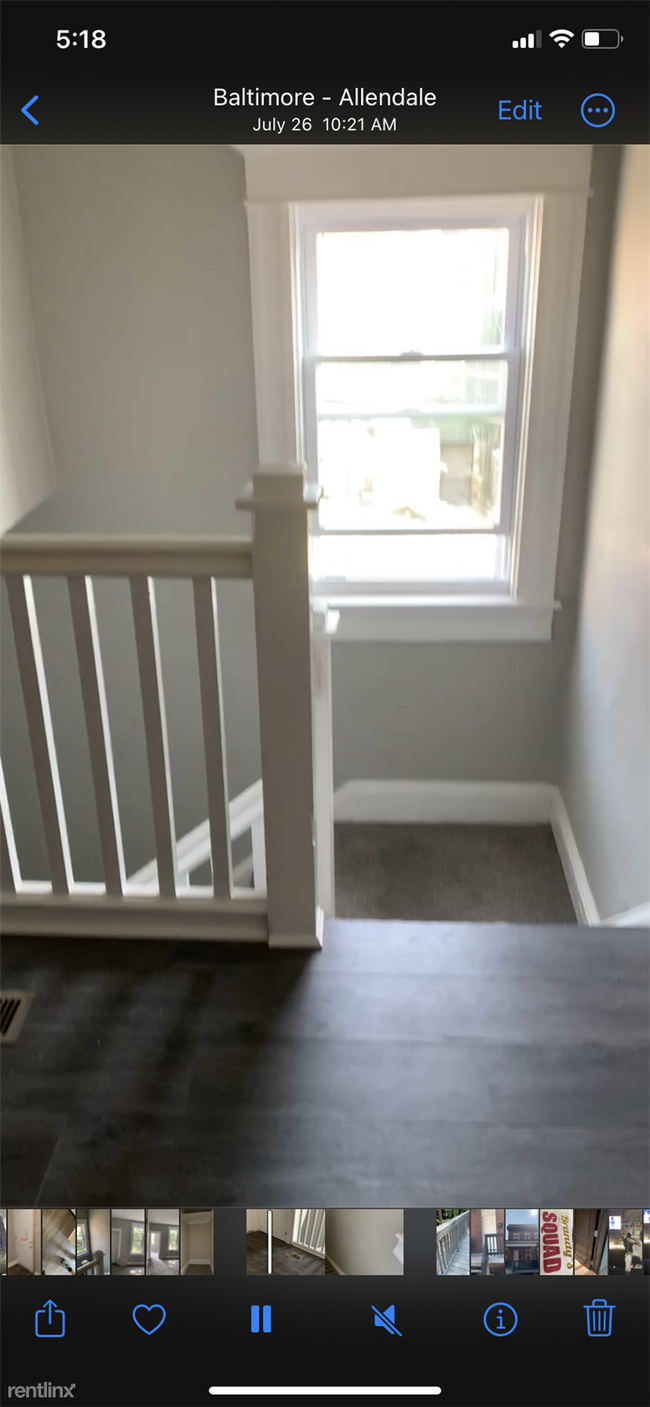 Building Photo - 4 br, 1 bath Townhome - 527 Edgewood Street