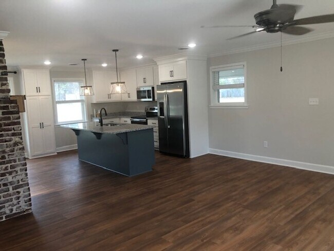 Foto del edificio - 4901 Butler Road