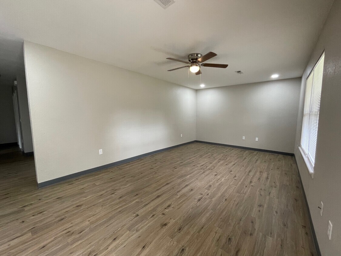 1509 White Rd, Springdale, AR 72762 House Rental in Springdale, AR