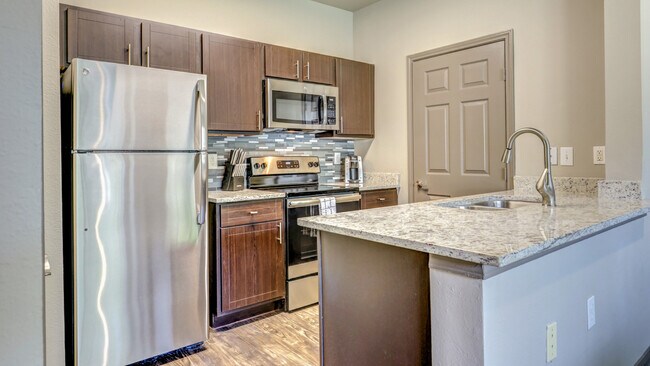 Foto del edificio - 2109 Sawdust Rd