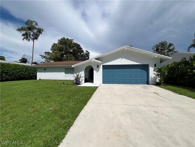 Foto del edificio - 858 Rose Way