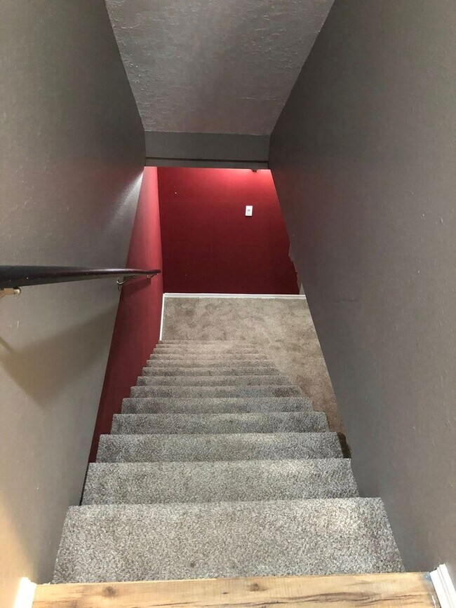 Foto del edificio - Lovely, Updated Townhome for Rent