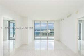 Foto principal - 475 Brickell Ave