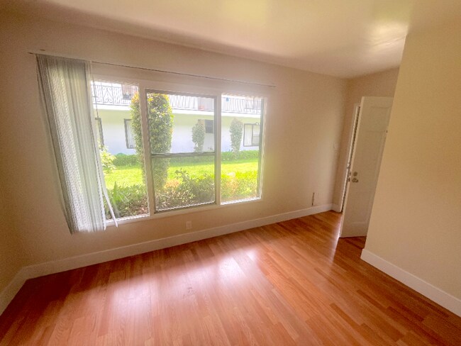 Foto del edificio - 170 S Chester Ave