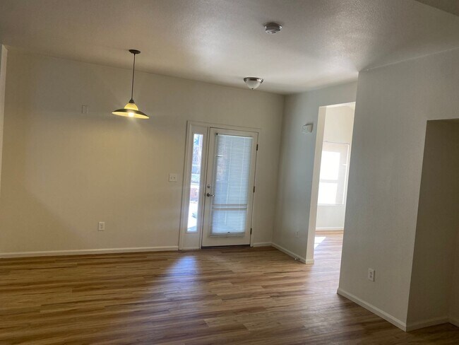 Foto del edificio - 2541 S Bahama Cir