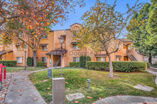 Foto del edificio - 795 Watson Canyon Ct