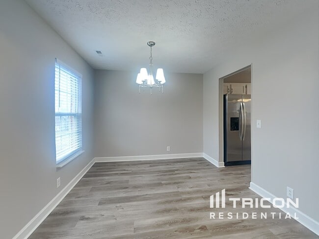 Building Photo - 5640 Chestnutwood Trail