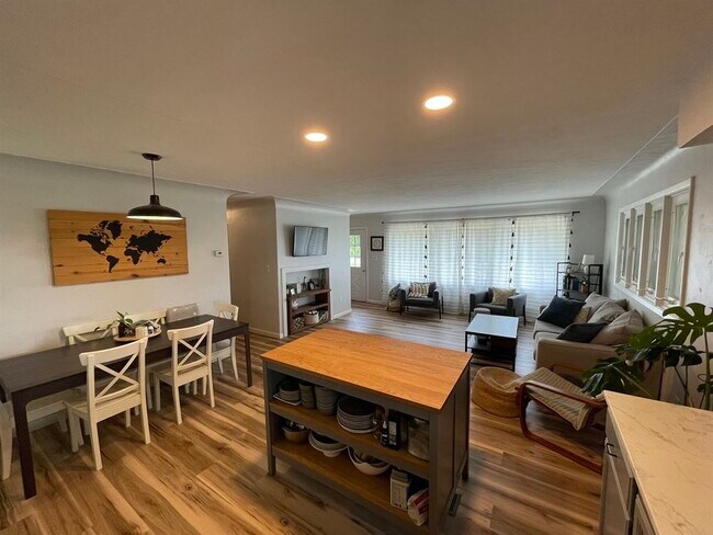 Foto del edificio - 29472 Albion Rd