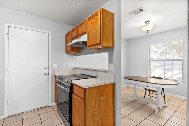 Foto del edificio - 306 Fowler Dr