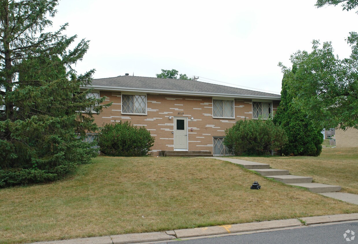 Primary Photo - 2717 Virginia Ave N