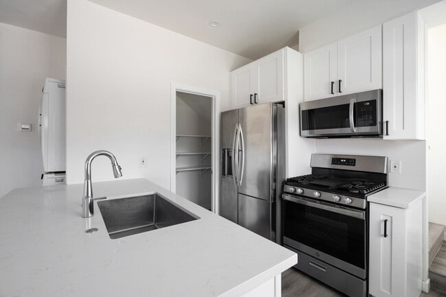 Building Photo - Solar panels - save money!