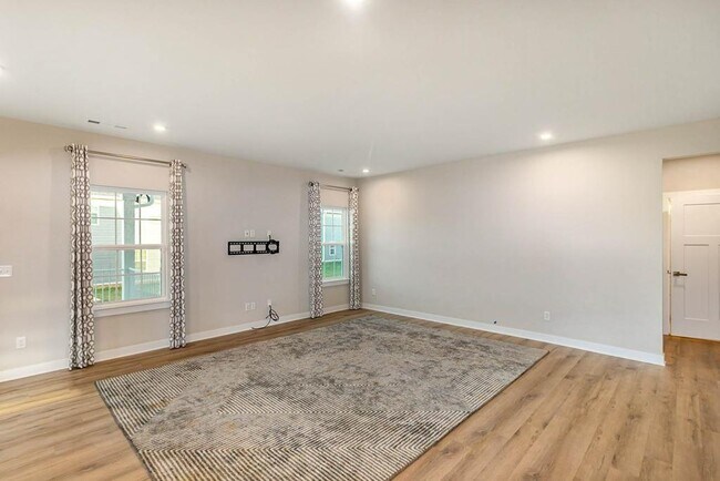 Foto del edificio - 4003 Bluebell Ln