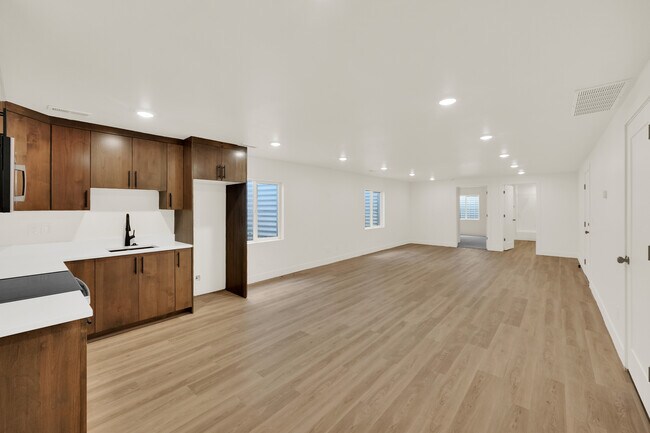 Foto del edificio - 1605 S 1100 W