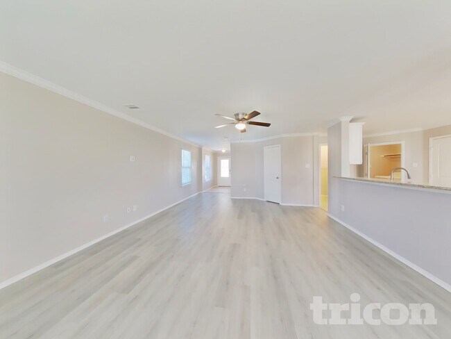 Building Photo - 17235 Hawks Landing Dr