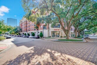 Building Photo - 300 St Joseph Pkwy