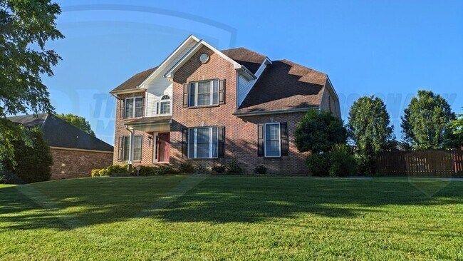 Foto del edificio - 1106 Thornberry Dr