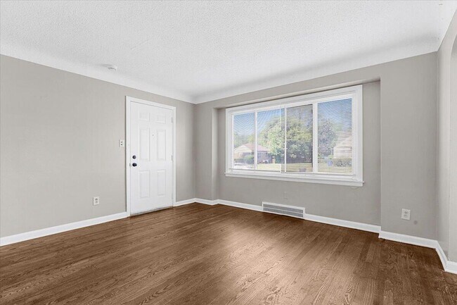 Building Photo - 18760 Faust Ave