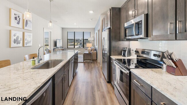 Foto del edificio - 1000 Island Breeze St