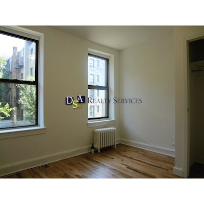 Building Photo - 342 E 6th St