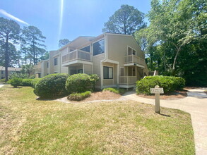 Building Photo - 53 Delander Ct