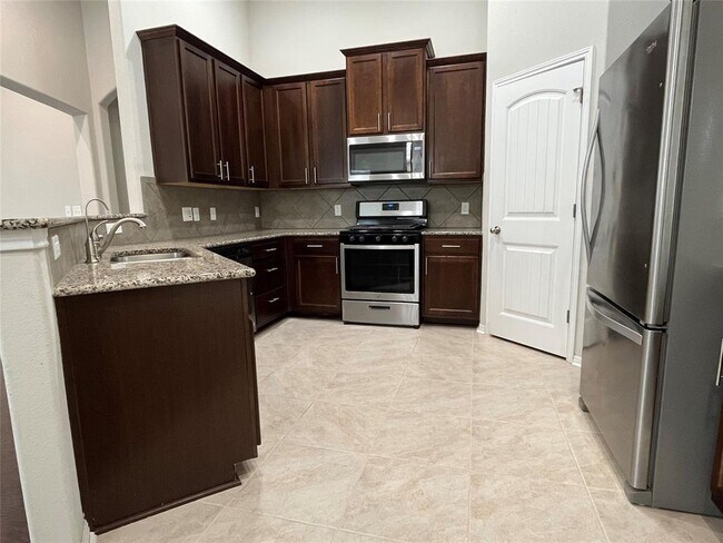 Foto del edificio - 217 Lewisville Ln