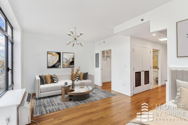 Foto del edificio - 0 bedroom in BROOKLYN NY 11211