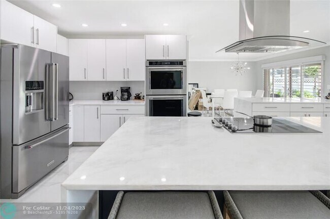 Foto del edificio - 8964 NW 2nd St