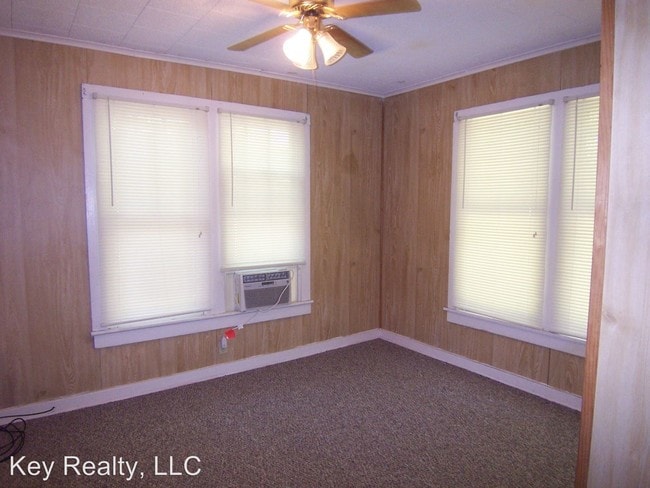 Building Photo - 2 br, 1 bath House - 1606 1/2 Holloway