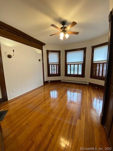 Foto del edificio - 174 Meadow St