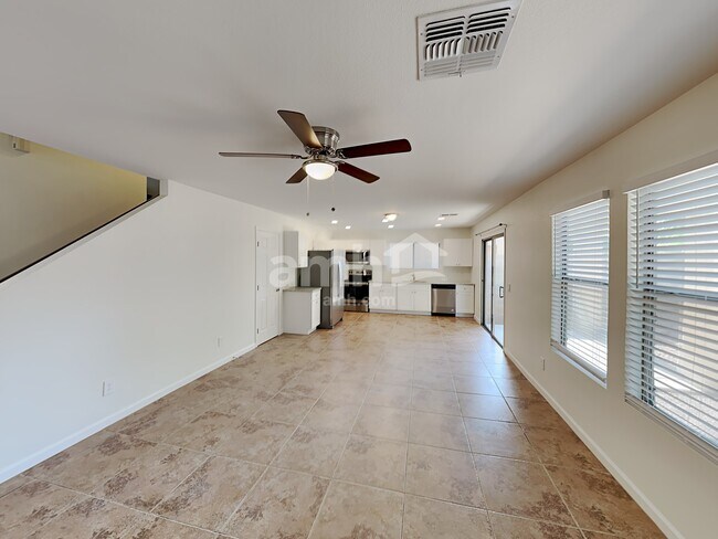 Foto del edificio - 1108 E Parkview Ct